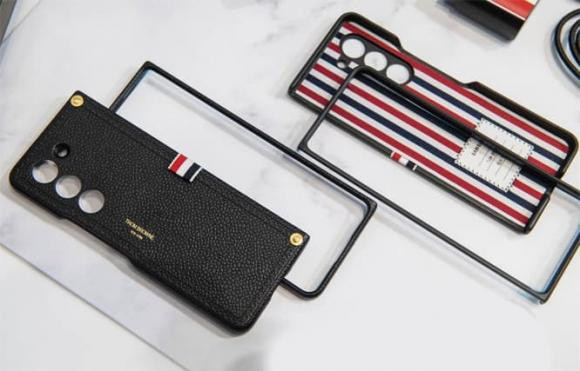 Ngoai iPhone15, 4 mau di dong cong nghe nay khong the bo qua