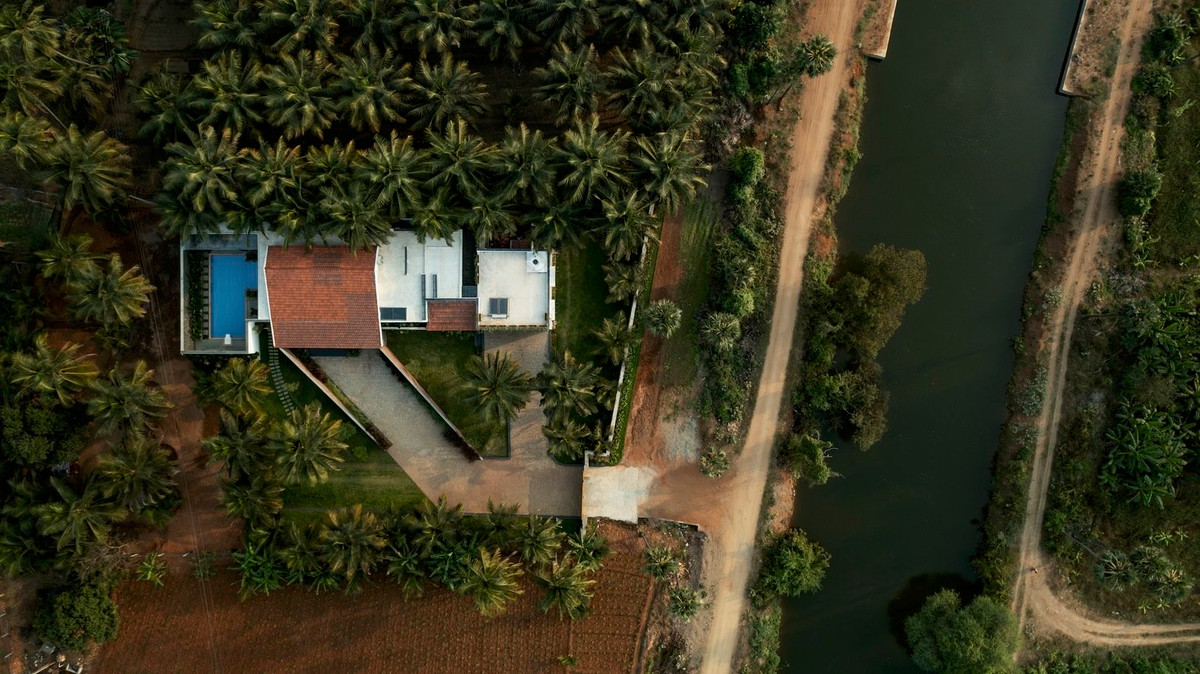 Chiem nguong nha mai ngoi giua dong que xanh mat-Hinh-2