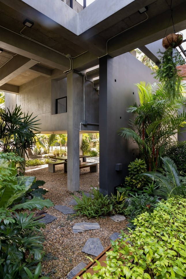 Ngoi nha con gai tang me mang ten “nha dom dom“-Hinh-8