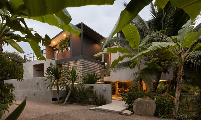 Ngoi nha con gai tang me mang ten “nha dom dom“-Hinh-2