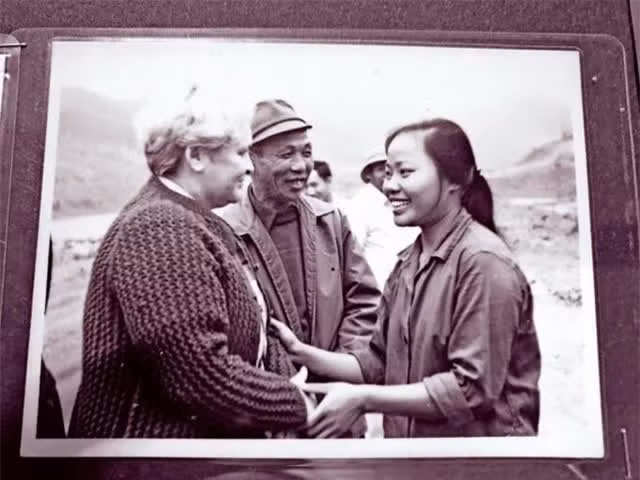 Nữ anh hùng lái máy xúc duy nhất ở Việt Nam ảnh 3 Nữ anh hùng lái máy xúc duy nhất ở Việt Nam ảnh 3