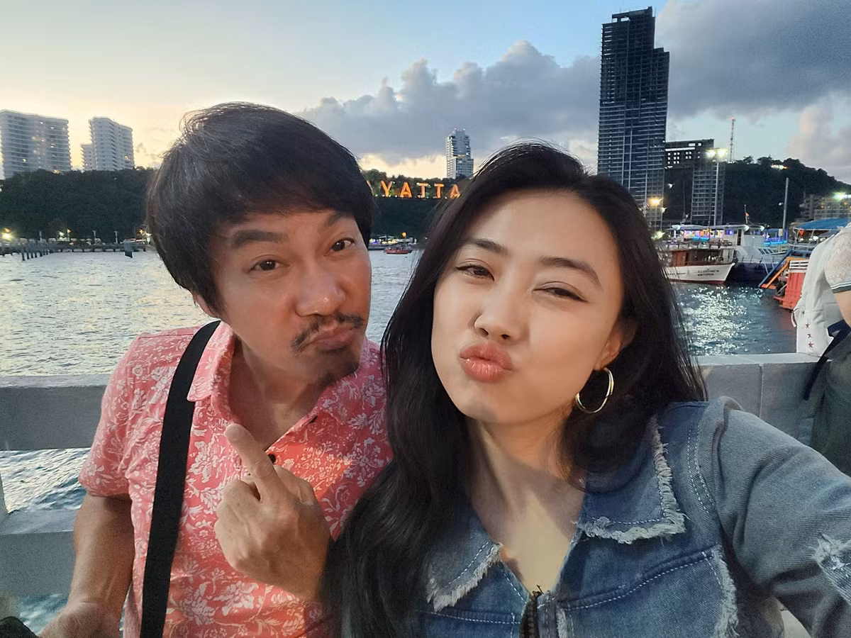 Nam nghe si cuoi vo xinh dep chua co con chung van hanh phuc-Hinh-3