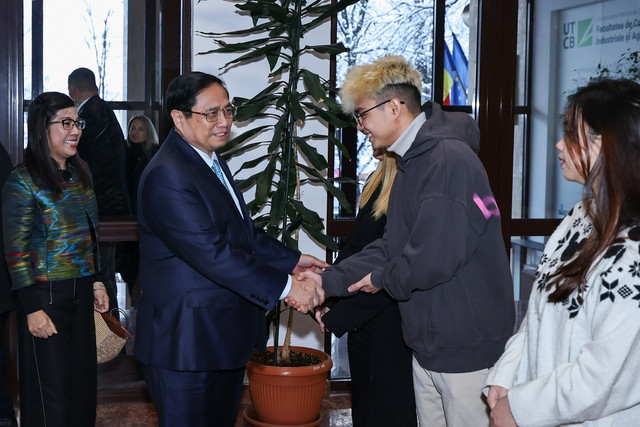 Thu tuong Pham Minh Chinh tham, lam viec tai Dai hoc Ky thuat Xay dung Bucharest-Hinh-2