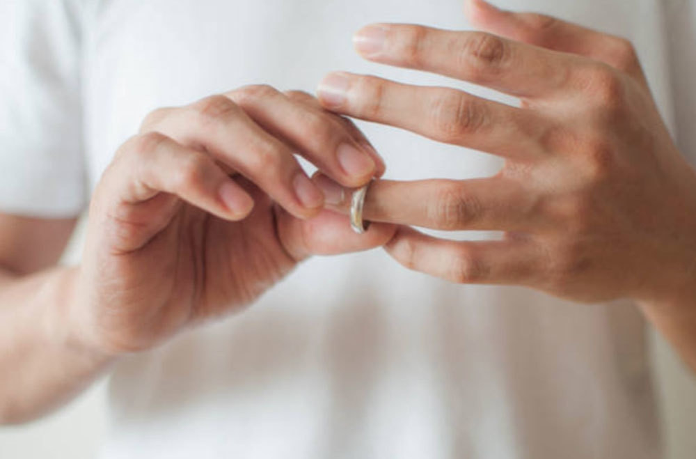 Gan cuoi, nguoi yeu doi chia tay, biet ly do toi khong niu keo