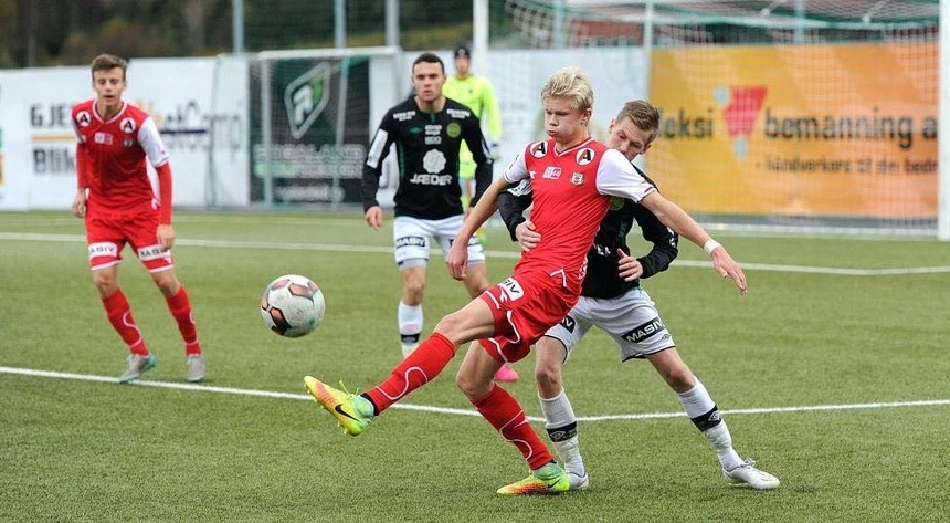 Co dui cua Erling Haaland gay soc-Hinh-2