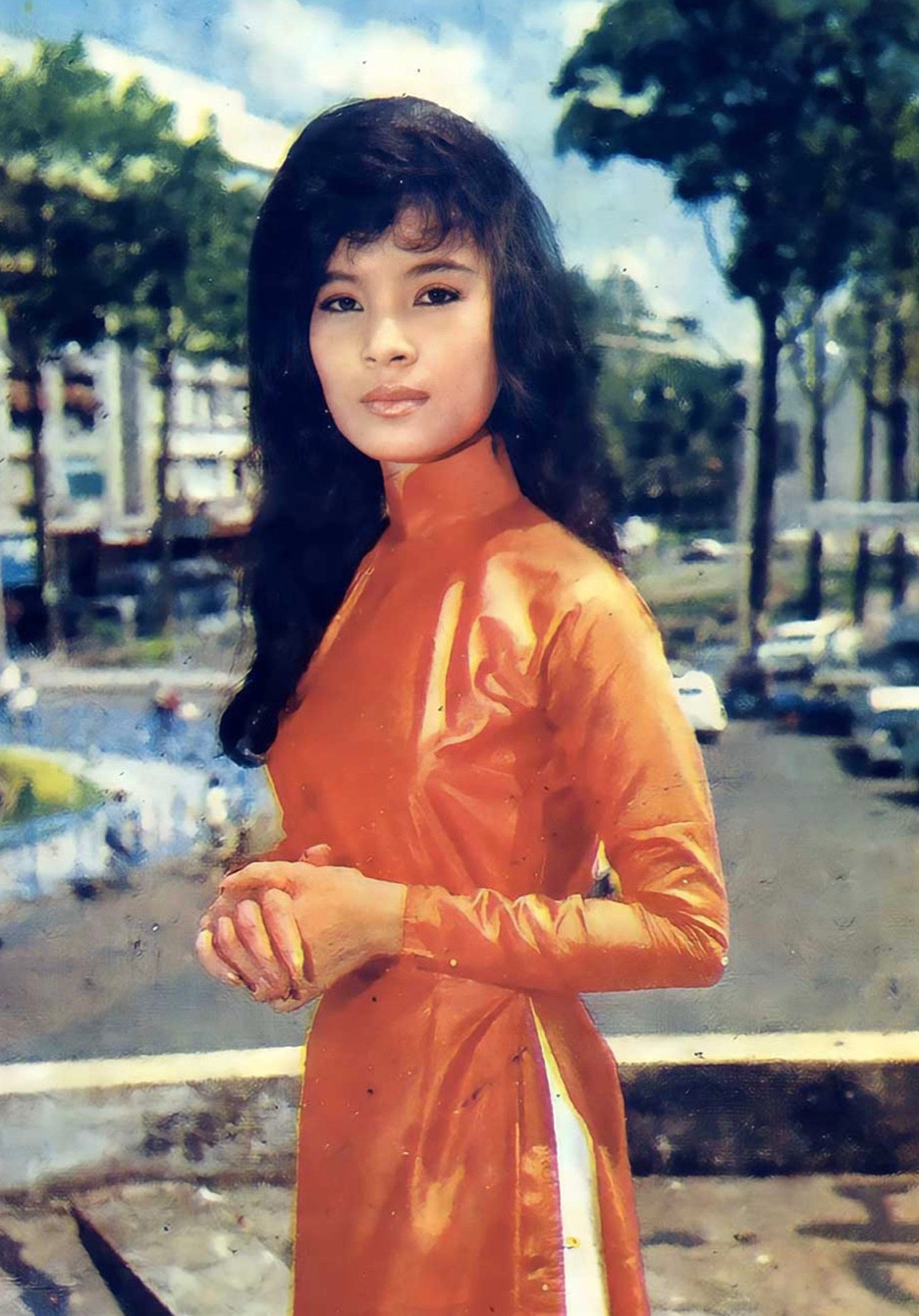 Nữ danh ca từng được mệnh danh “hoa hậu nghệ sĩ” thập niên 60 - Hình 2 Nu danh ca tung duoc menh danh “hoa hau nghe si” thap nien 60-Hinh-2