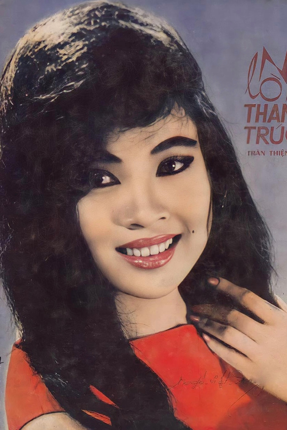 Nu danh ca tung duoc menh danh “hoa hau nghe si” thap nien 60