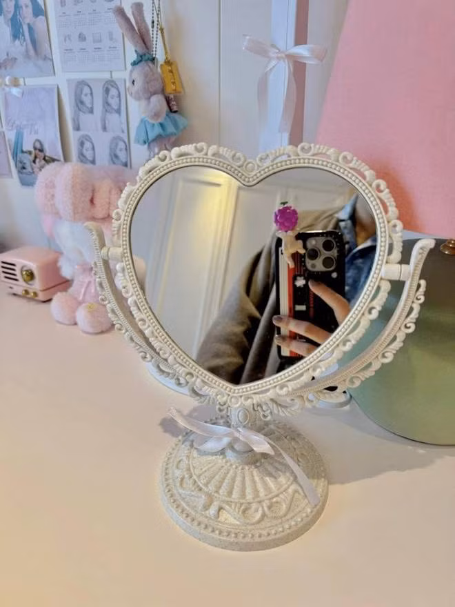 Can phong mau hong sieu ngan nap cua con gai MC Diep Chi-Hinh-17