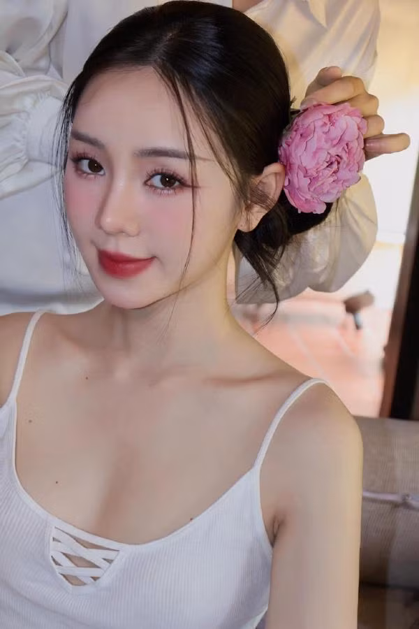 Có được điều này, một phần là do Quỳnh Kool chăm duy trì một thói quen nhiều năm nay.