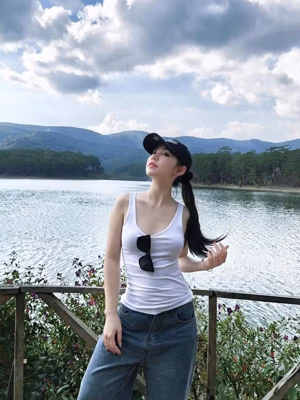 ... Có lúc lại cá tính, gợi cảm 