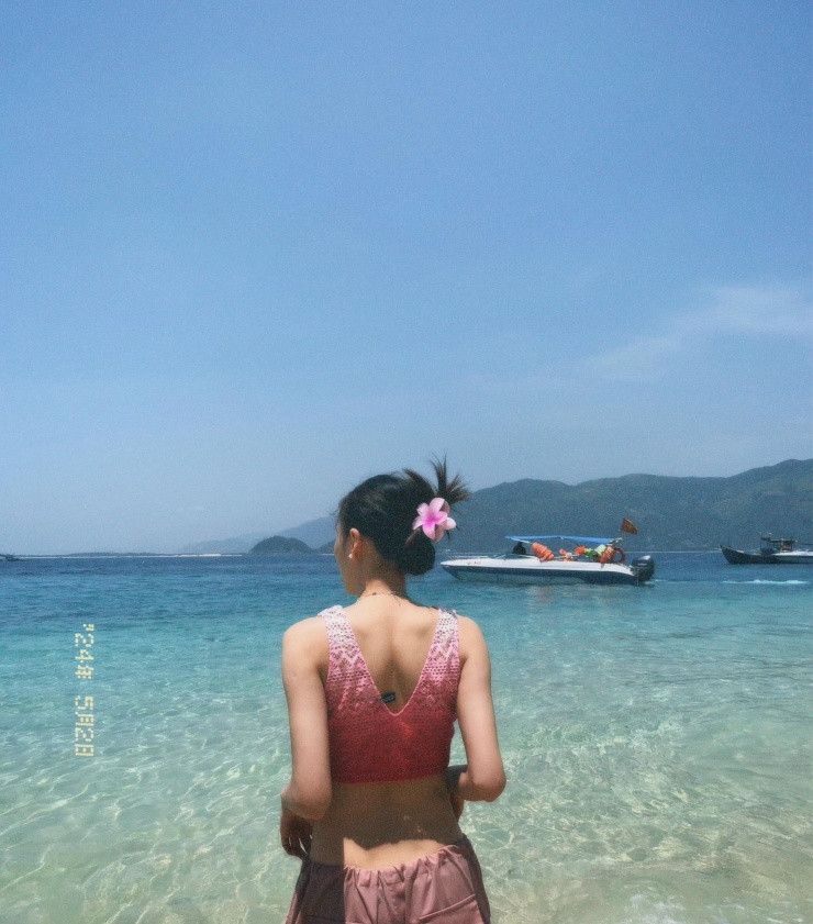 Chon binh yen hoa vang co xanh cho nguoi muon chua lanh tam hon-Hinh-12