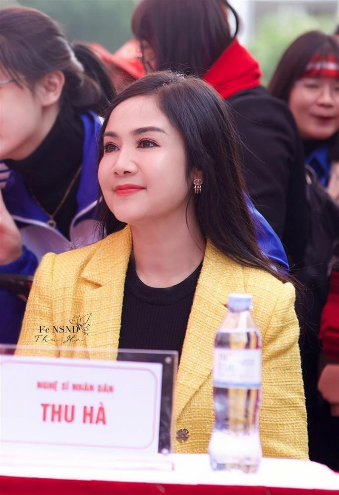 NSND Thu Ha nhan sac bi thoi gian bo quen o tuoi U60-Hinh-11