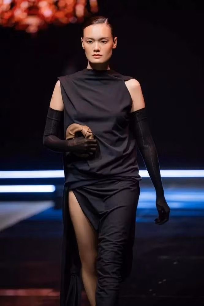 Nhung nang mau Viet voc dang 'minh hac xuong mai' lay chong dien trai-Hinh-5