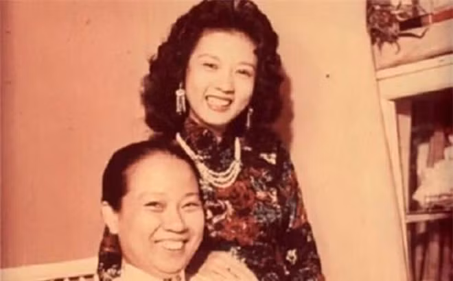 Nguoi phu nu khien huyen thoai Thanh Nga nghe theo la ai?