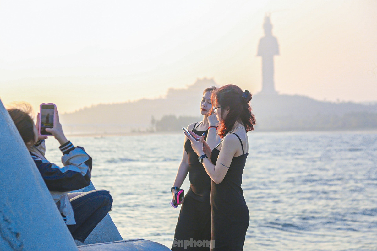 Gioi tre do xo check-in bai reu xanh cuc chill o Quang Ngai-Hinh-10