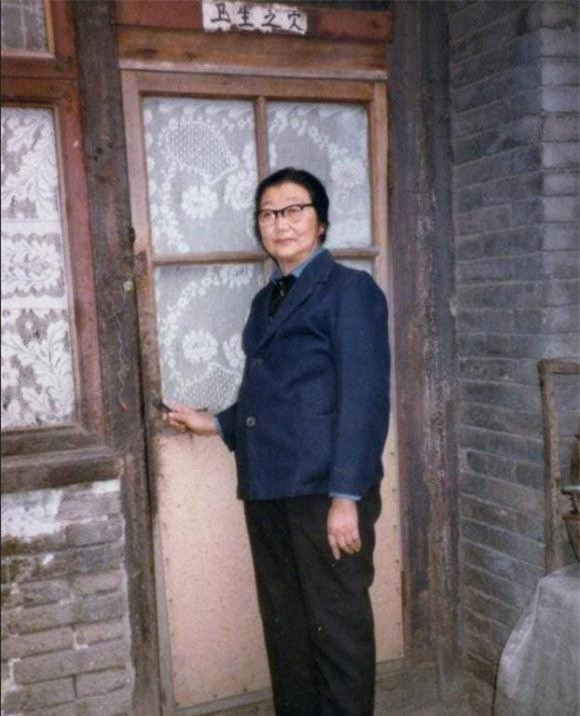 “Cách cách đẹp nhất” nhà Thanh: 90 tuổi chết trong viện dưỡng lão - Hình 6 “Cach cach dep nhat” nha Thanh: 90 tuoi chet trong vien duong lao-Hinh-6