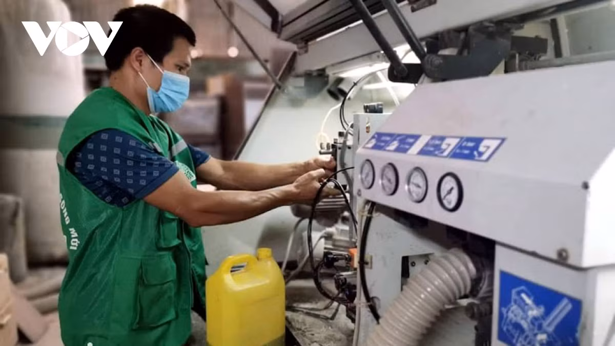 Cong nghiep ho tro vi sao cu mai kem coi?