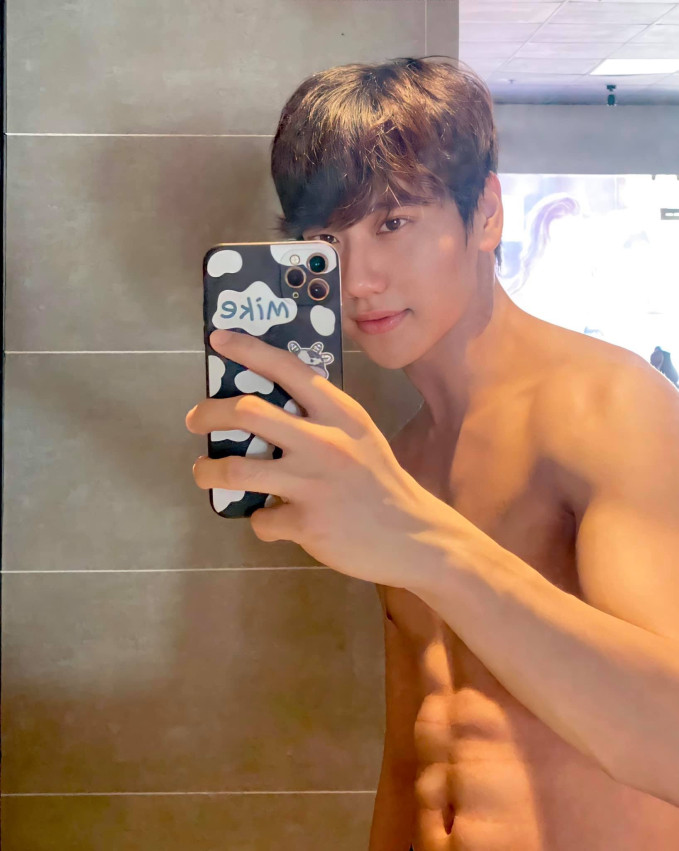 Nam dien vien “nhu hinh voi bong” cung Huong Giang gan day la ai?-Hinh-6