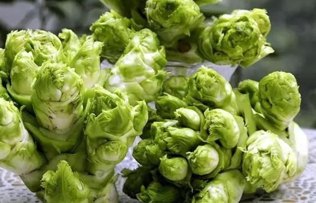 Rau mam da giau dinh duong nhung de mua nham sang rau Trung Quoc-Hinh-2