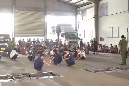 Giai ma am hieu cua cac dang kiem vien vu nhan hoi lo-Hinh-5