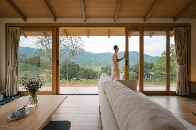 Mikan – trong tiếng Nhật có nghĩa là quả Quýt, ngôi nhà được đặt trên khu xóm Quýt tại Yên Bài, Ba Vì.