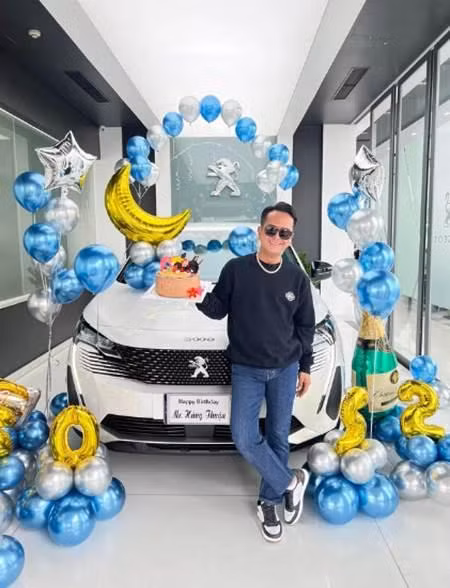 Be An 'Dat Phuong Nam' doi doi di xe hop tien ty-Hinh-4