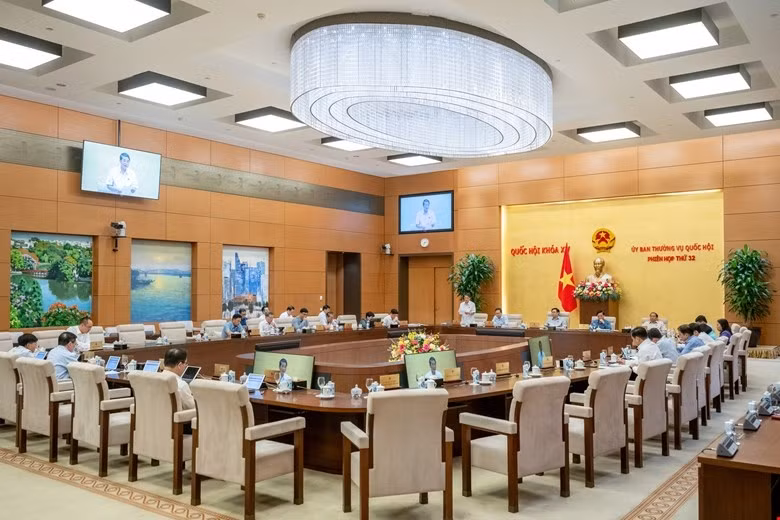 Bế mạc Phiên họp 32 của Ủy ban Thường vụ Quốc hội - Hình 2 Be mac Phien hop 32 cua Uy ban Thuong vu Quoc hoi-Hinh-2
