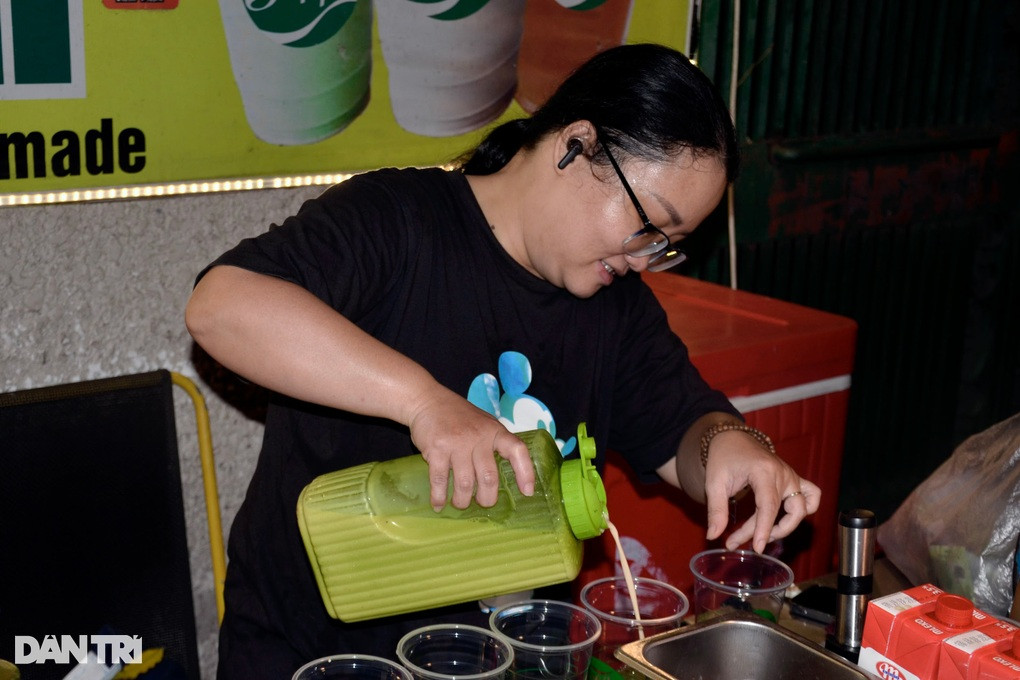 Bo viec luong cao ban mon duong pho kiem tram trieu thang