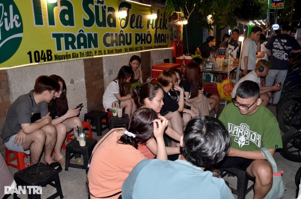 Bo viec luong cao ban mon duong pho kiem tram trieu thang-Hinh-4