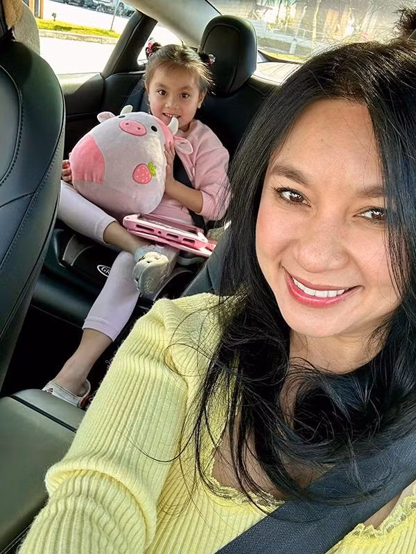 Doi thuc vien man cua nu ca si goi cam trong lang nhac bolero-Hinh-8