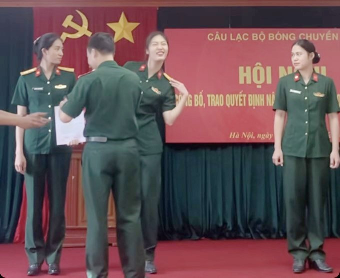 “Thánh nữ bóng chuyền” Việt Hương khoe tin vui “nặng vai“ - Hình 2 “Thanh nu bong chuyen” Viet Huong khoe tin vui “nang vai“-Hinh-2