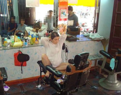 Chủ chứa mại dâm tại tiệm uốn tóc Phan Nguyễn Khánh Vân.