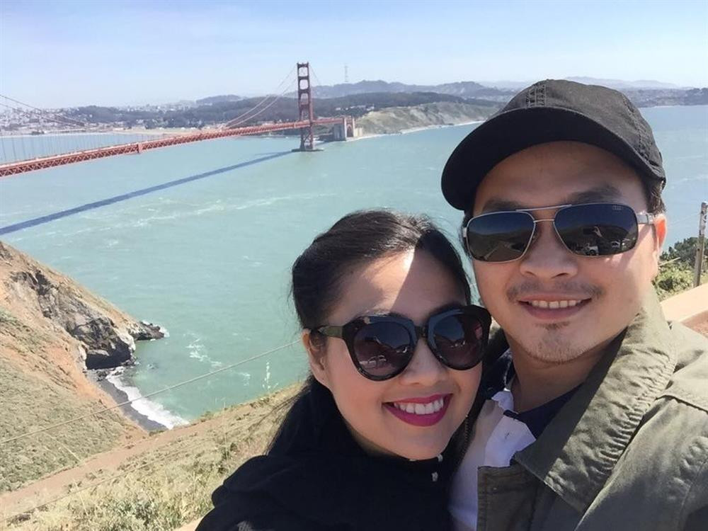 hế nhưng, khi gặp lại sau 4 tháng "đứt đoạn", Lê Khánh nhận thấy Tuấn Khải có nhiều thay đổi, chín chắn và trưởng thành hơn. Cũng từ đó, cô chọn gửi gắm cuộc đời mình cho nam diễn viên kém tuổi.