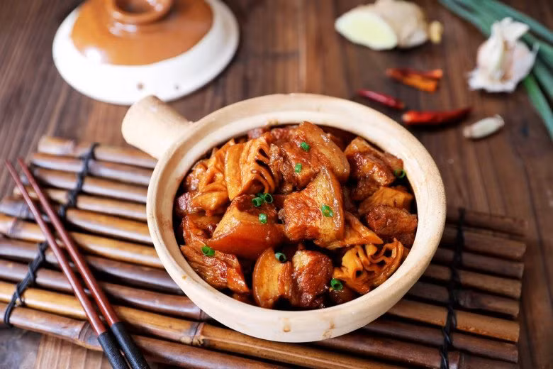 Kho thit voi loai cu kho nhu go nay, vua ngon vua la mieng-Hinh-6