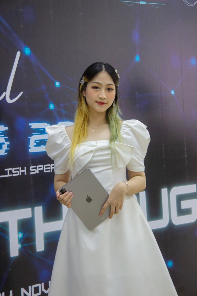 "Câu chuyện cân bằng" của nữ sinh Học viện Ngoại giao ảnh 2