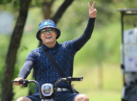 Diem trai nguoc cua Hong Dang - Ho Hoai Anh sau khi nghi viec