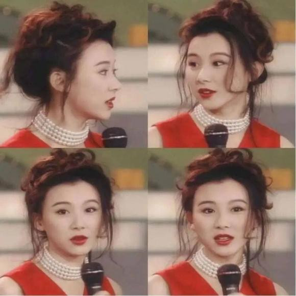 Tiêu Tường sinh năm 1968, là một trong những diễn viên được yêu thích trên màn ảnh Hoa ngữ. Cô hoạt động trong showbiz hơn 30 năm và từng là ngôi sao hàng đầu tại Đài Loan. Cô từng đóng nhiều bộ phim truyền hình đẫm nước mắt của nữ sĩ Quỳnh Dao. Một số tác phẩm nổi bật trong sự nghiệp của Tiêu Tường có thể kể đến "Tiểu lý phi đao", "Bên nhau nơi chân trời", "Một thoáng mộng mơ"…