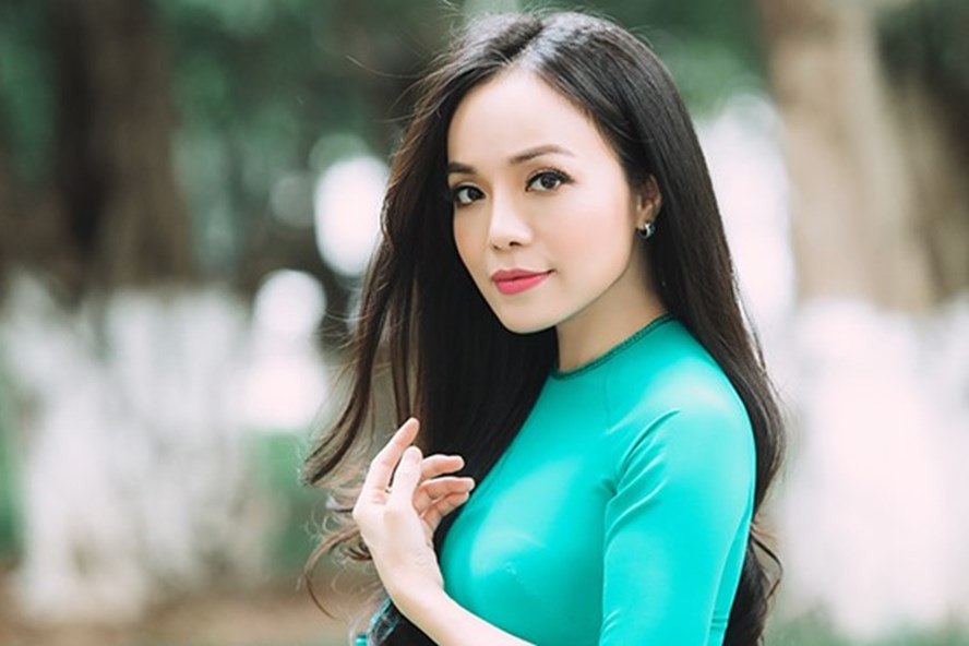 Cap co tro duy nhat lang nhac duoc phong NSUT cung dot la ai?