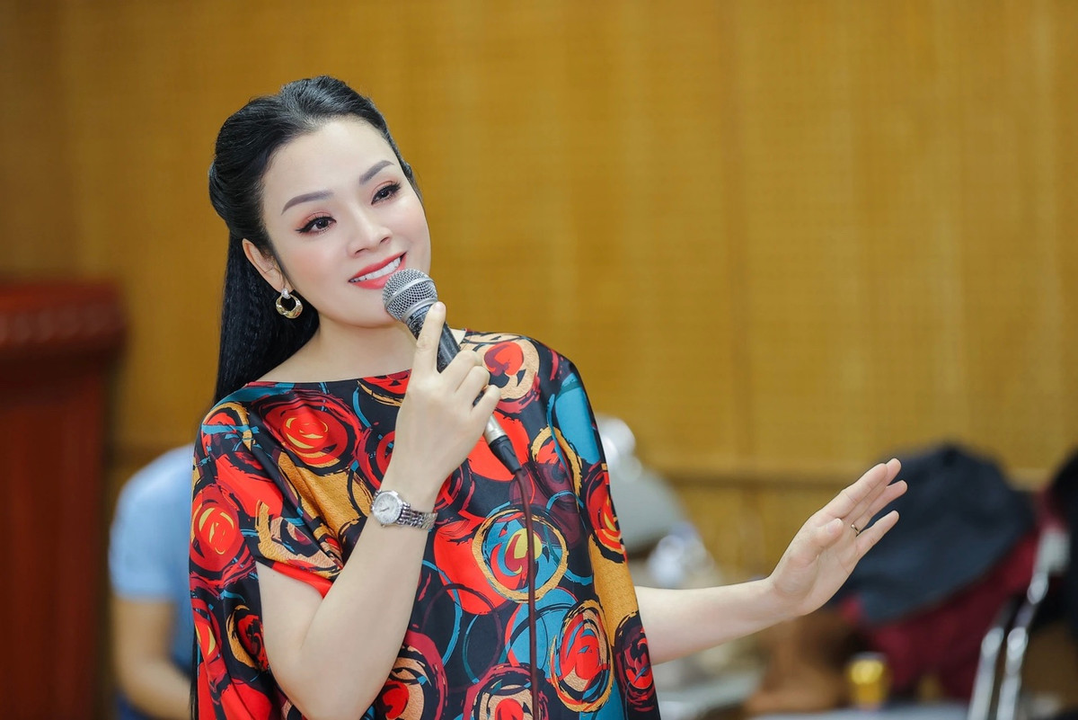 Cap co tro duy nhat lang nhac duoc phong NSUT cung dot la ai?-Hinh-2