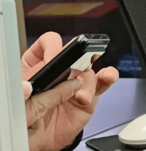 Anh ro ri ve flagship cua Oppo cho thay cum camera khong lo