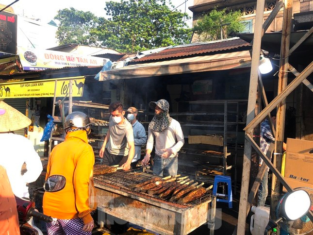 Thuc xuyen dem nuong 5 tan ca loc ban ngay via Than tai-Hinh-9