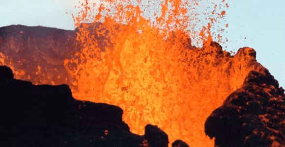 Nui lua tren Trai Dat hoa ra lai khong nam o dat lien-Hinh-5