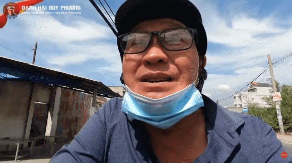 Duy Phuong ke chuyen di giao banh nao ngo gap dai gia giup di show