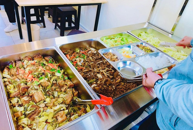 Quán ăn chay bán miễn phí cho tất cả mọi người ở Hà Nội ảnh 4