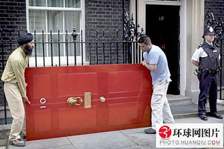 “Ong hoang, ba chua” va nhung cu lua ngoan muc 1/4-Hinh-6