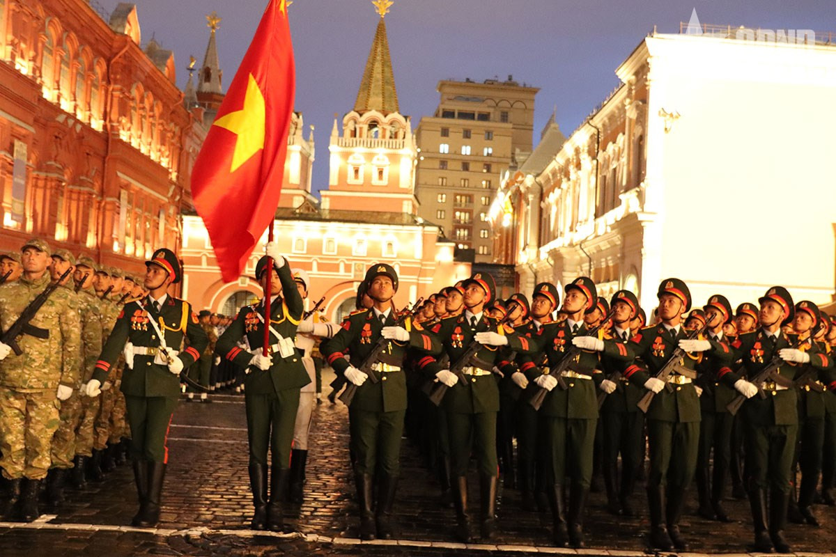 Doan Quan doi nhan dan Viet Nam hop luyen tai Quang truong Do-Hinh-2