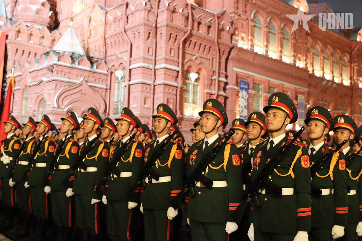 Doan Quan doi nhan dan Viet Nam hop luyen tai Quang truong Do-Hinh-3