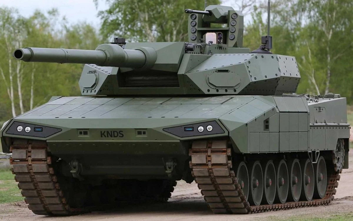 Leopard 2 ARC 3.0 chu trong kha nang chong UAV va xe tang