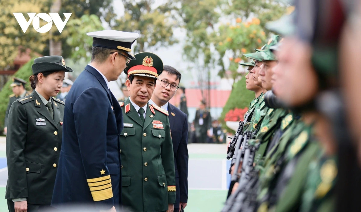 Dấu ấn Giao lưu hữu nghị biên giới quốc phòng Việt Nam - Trung Quốc lần thứ 9 - Hình 15 Dau an Giao luu huu nghi bien gioi quoc phong Viet Nam - Trung Quoc lan thu 9-Hinh-15