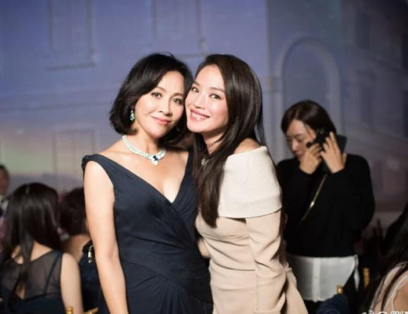 Ba xa Luong Trieu Vy cho nguoi dap nat bon cau vi ly do nay